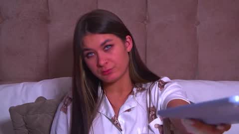 RachellSimpson online show from January 16, 2025, 4:38 am