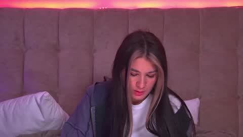 RachellSimpson online show from January 28, 2025, 3:57 am