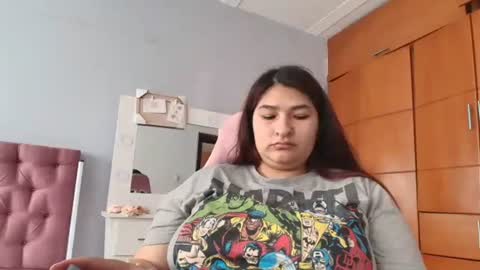 radiantgoddes online show from December 19, 2024, 1:40 pm