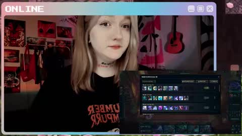 Snapshot of raiingurl chatting on November 13, 2025, 9:03 pm Kate online show from November 13, 2025, 9:03 pm