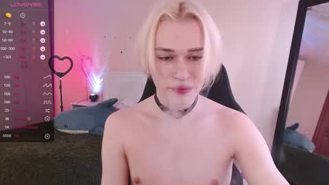 Snapshot of rainbow__salt chatting on November 1, 2025, 10:50 am Mike online show from November 1, 2025, 10:50 am