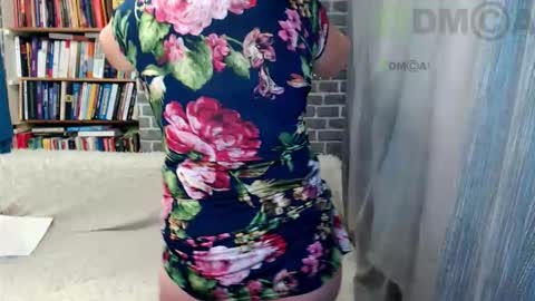 Snapshot of rainbowladyy chatting on December 18, 2025, 2:28 am rainbowladyy online show from December 18, 2025, 2:28 am