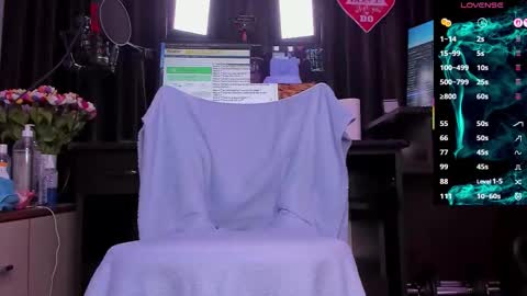 Laura online show from September 22, 2025, 2:46 am