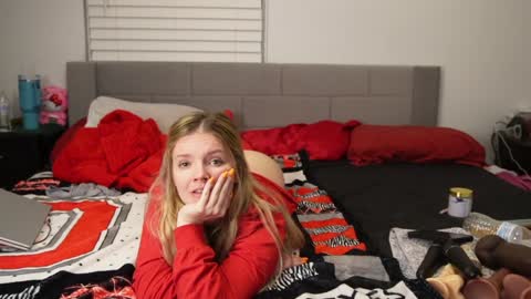 Snapshot of ramichick chatting on January 21, 2025, 6:43 am Rami online show from January 21, 2025, 6:43 am