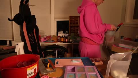 Snapshot of ramichick chatting on February 25, 2025, 5:19 am Rami online show from February 25, 2025, 5:19 am