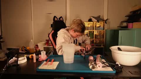 Snapshot of ramichick chatting on March 5, 2025, 5:07 am Rami online show from March 5, 2025, 5:07 am