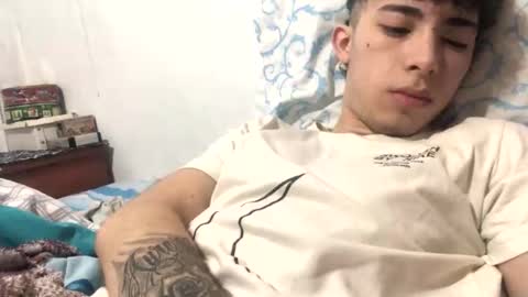 ramiroo2312 online show from October 24, 2025, 6:15 pm