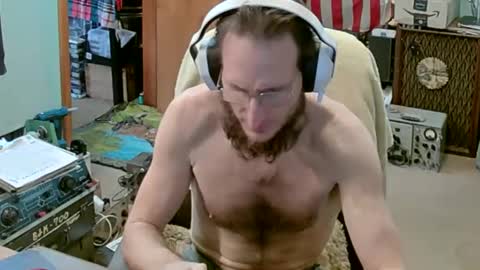Snapshot of randalltotazz chatting on December 27, 2024, 7:46 pm Randall online show from December 27, 2024, 7:46 pm