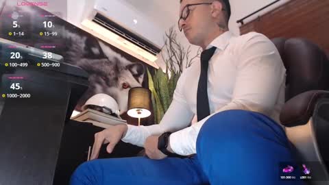 Snapshot of randylukehot chatting on January 9, 2025, 3:26 am randylukehot online show from January 9, 2025, 3:26 am