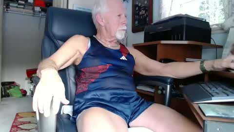 ranger1001 online show from February 11, 2025, 7:38 pm