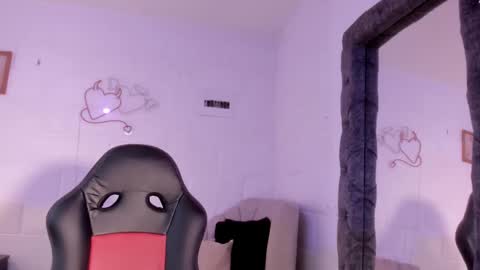 Snapshot of raquel_dl chatting on September 25, 2025, 8:56 pm Raquel online show from September 25, 2025, 8:56 pm