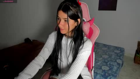 Snapshot of raquell_cutee chatting on March 7, 2025, 3:40 am Raquell online show from March 7, 2025, 3:40 am