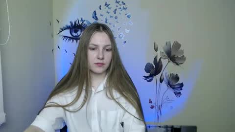 Snapshot of raspberry0101 chatting on December 7, 2024, 11:40 am raspberry0101 online show from December 7, 2024, 11:40 am