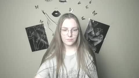 Snapshot of raspberry0101 chatting on January 7, 2025, 5:31 pm raspberry0101 online show from January 7, 2025, 5:31 pm