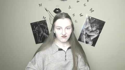 Snapshot of raspberry0101 chatting on January 17, 2025, 3:53 pm raspberry0101 online show from January 17, 2025, 3:53 pm