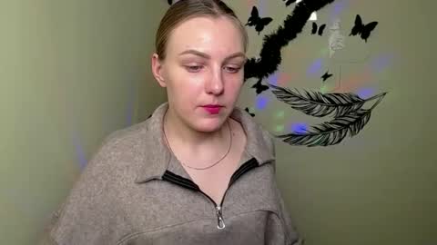 Snapshot of raspberry0101 chatting on January 24, 2025, 3:22 am raspberry0101 online show from January 24, 2025, 3:22 am