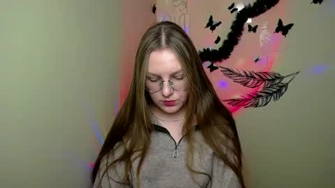 Snapshot of raspberry0101 chatting on February 4, 2025, 10:21 am raspberry0101 online show from February 4, 2025, 10:21 am