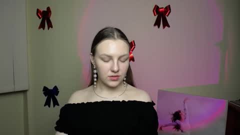 Snapshot of raspberry0101 chatting on February 10, 2025, 3:46 am raspberry0101 online show from February 10, 2025, 3:46 am