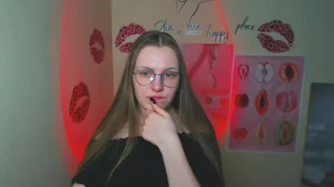 Snapshot of raspberry0101 chatting on February 14, 2025, 1:23 am raspberry0101 online show from February 14, 2025, 1:23 am