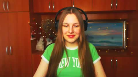 Snapshot of raspberry0101 chatting on March 4, 2025, 1:28 pm raspberry0101 online show from March 4, 2025, 1:28 pm