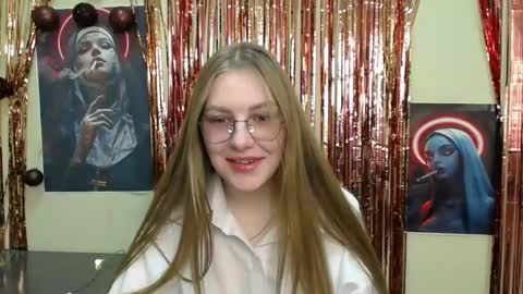 Snapshot of raspberry0101 chatting on March 7, 2025, 1:29 pm raspberry0101 online show from March 7, 2025, 1:29 pm