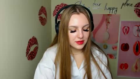 Snapshot of raspberry0101 chatting on September 14, 2025, 7:40 am raspberry0101 online show from September 14, 2025, 7:40 am