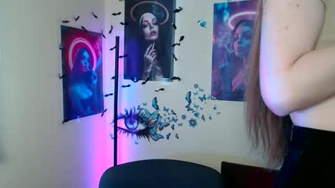 Snapshot of raspberry0101 chatting on September 16, 2025, 1:01 pm raspberry0101 online show from September 16, 2025, 1:01 pm