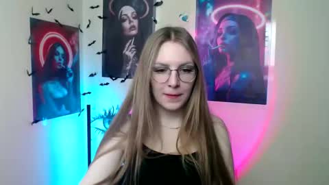 Snapshot of raspberry0101 chatting on October 17, 2025, 7:11 am raspberry0101 online show from October 17, 2025, 7:11 am