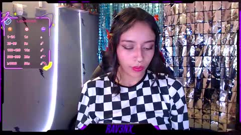 Snapshot of rav3nx_ chatting on October 27, 2025, 3:10 am online show from October 27, 2025, 3:10 am