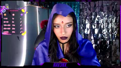 Snapshot of rav3nx_ chatting on November 2, 2025, 9:00 am online show from November 2, 2025, 9:00 am