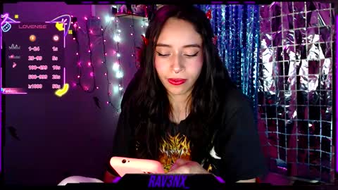 Snapshot of rav3nx_ chatting on November 26, 2025, 7:04 pm online show from November 26, 2025, 7:04 pm