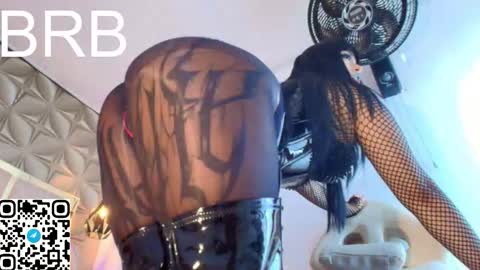   online show from November 20, 2025, 10:59 am