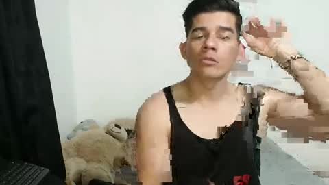 raven20081024 online show from November 18, 2025, 1:11 am