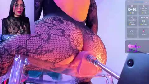 Snapshot of raven_blackk chatting on October 27, 2025, 5:22 am Raven online show from October 27, 2025, 5:22 am