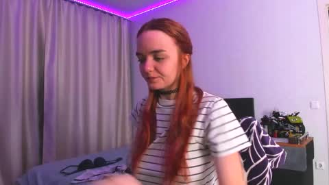 Snapshot of raven_radiantt chatting on October 23, 2025, 7:18 am Janet online show from October 23, 2025, 7:18 am