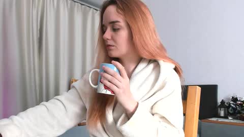 Snapshot of raven_radiantt chatting on November 16, 2025, 7:03 am Janet online show from November 16, 2025, 7:03 am