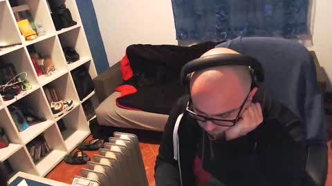 ravingr3d3 online show from February 20, 2025, 10:37 pm