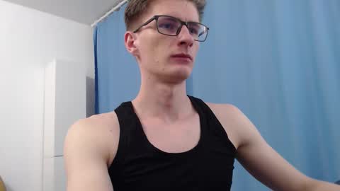 Snapshot of ray_booy chatting on October 2, 2025, 4:47 pm Ray Booy online show from October 2, 2025, 4:47 pm