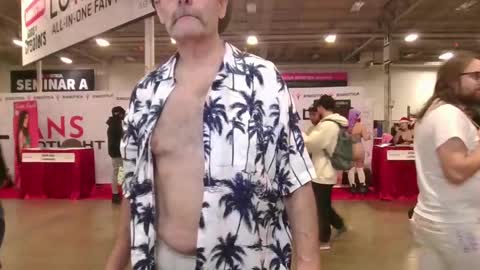 Ray online show from December 7, 2024, 10:06 pm