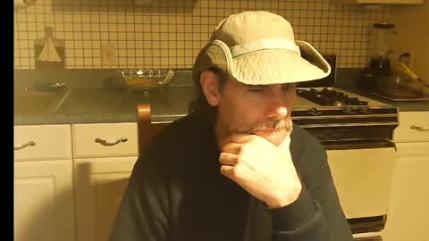 Ray online show from October 27, 2025, 7:12 am