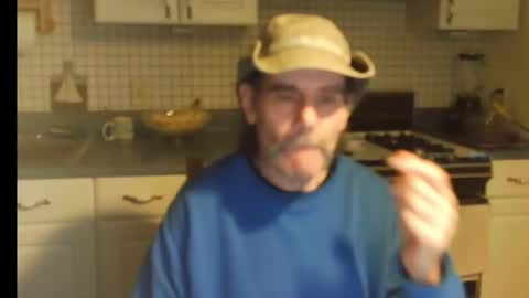 Ray online show from November 10, 2025, 9:47 pm