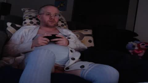 Snapshot of raymondsun chatting on January 5, 2025, 10:08 pm Sunshine Ray online show from January 5, 2025, 10:08 pm