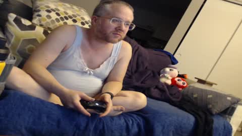 Snapshot of raymondsun chatting on January 19, 2025, 1:00 am Sunshine Ray online show from January 19, 2025, 1:00 am