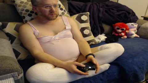 Snapshot of raymondsun chatting on February 3, 2025, 12:47 am Sunshine Ray online show from February 3, 2025, 12:47 am