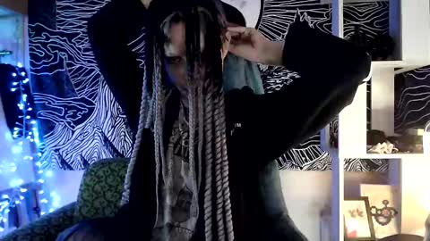  Yrriel Strife Candy-Demon Caveboy mr. Cringe   online show from February 28, 2025, 6:32 am