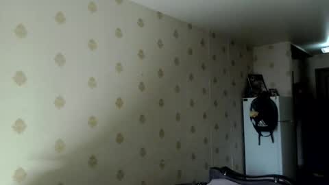  Yrriel Strife Candy-Demon Caveboy mr. Cringe   online show from October 25, 2025, 9:06 am