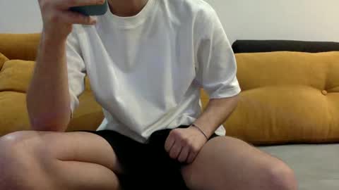 Snapshot of razvycu chatting on January 22, 2025, 9:57 am KingOfTransilvania online show from January 22, 2025, 9:57 am