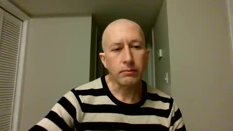 Snapshot of rbtknkstr chatting on February 23, 2025, 7:22 am rbtknkstr online show from February 23, 2025, 7:22 am