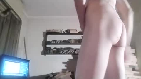 Snapshot of rdcervetto81 chatting on November 12, 2025, 5:41 am rdcervetto81 online show from November 12, 2025, 5:41 am