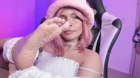 Snapshot of rea_winry chatting on March 9, 2025, 10:19 am Rea online show from March 9, 2025, 10:19 am